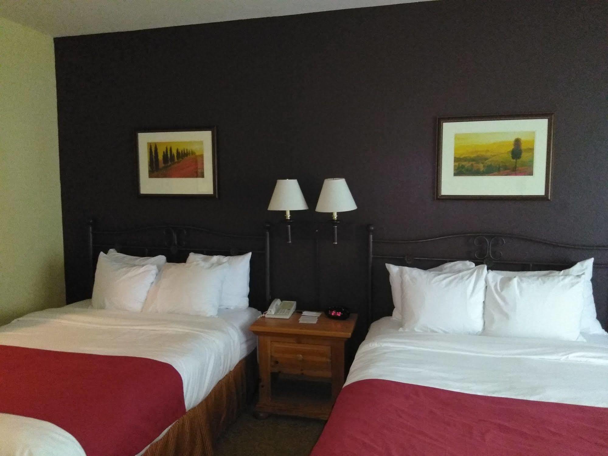Country Inn & Suites By Radisson, Germantown, Wi Εξωτερικό φωτογραφία