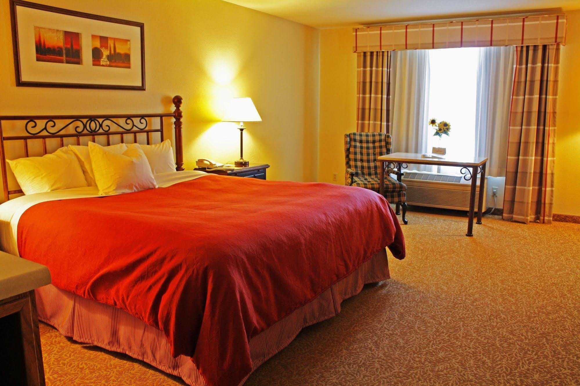 Country Inn & Suites By Radisson, Germantown, Wi Δωμάτιο φωτογραφία